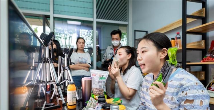 解密快手粉丝团成员，他们都在哪里？（探寻快手粉丝团成员的秘密，你想知道吗？）
