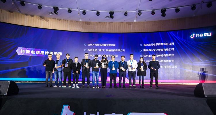 抖音PK2000分多少钱？PK2000分的价格和安全性解析（揭开抖音PK2000分背后的神秘面纱，你知道吗？）