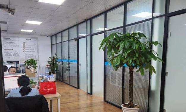 文昌网站建设如何选择？如何提升网站访问量？