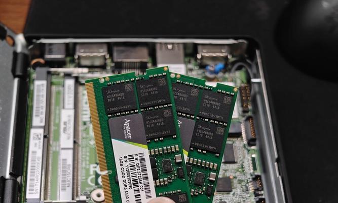 如何打造超强AI小钢炮华硕NUC15Pro+迷你主机使用？