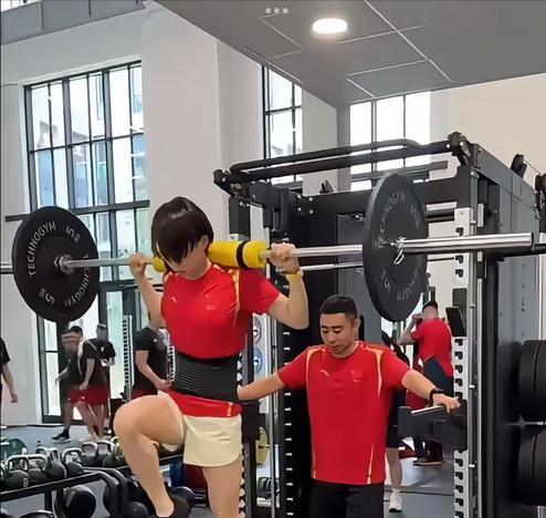 全红婵备战全运会画面曝光，才懂陈芋汐有多狠，郭晶晶又说对了